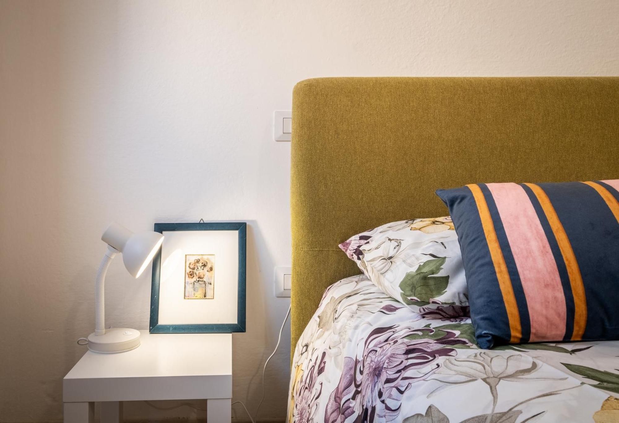 Casa Ofride -centro-poetto 10 Min-wi-fi-netflix Apartment Cagliari