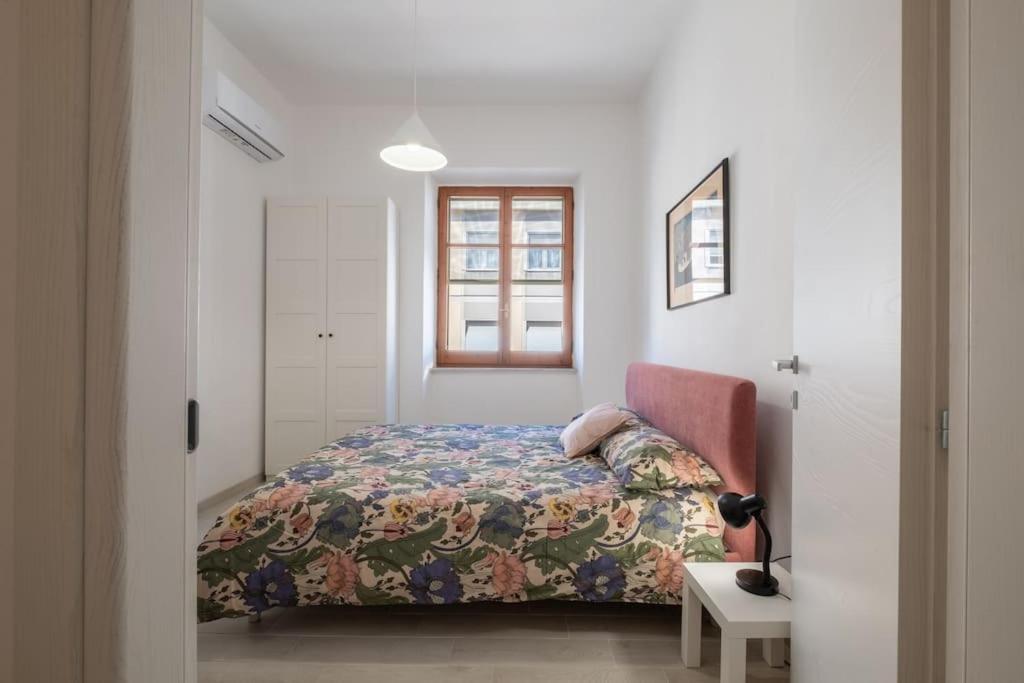 Casa Ofride -centro-poetto 10 Min-wi-fi-netflix *