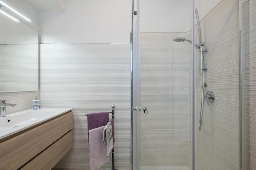 Casa Ofride -centro-poetto 10 Min-wi-fi-netflix Cagliari